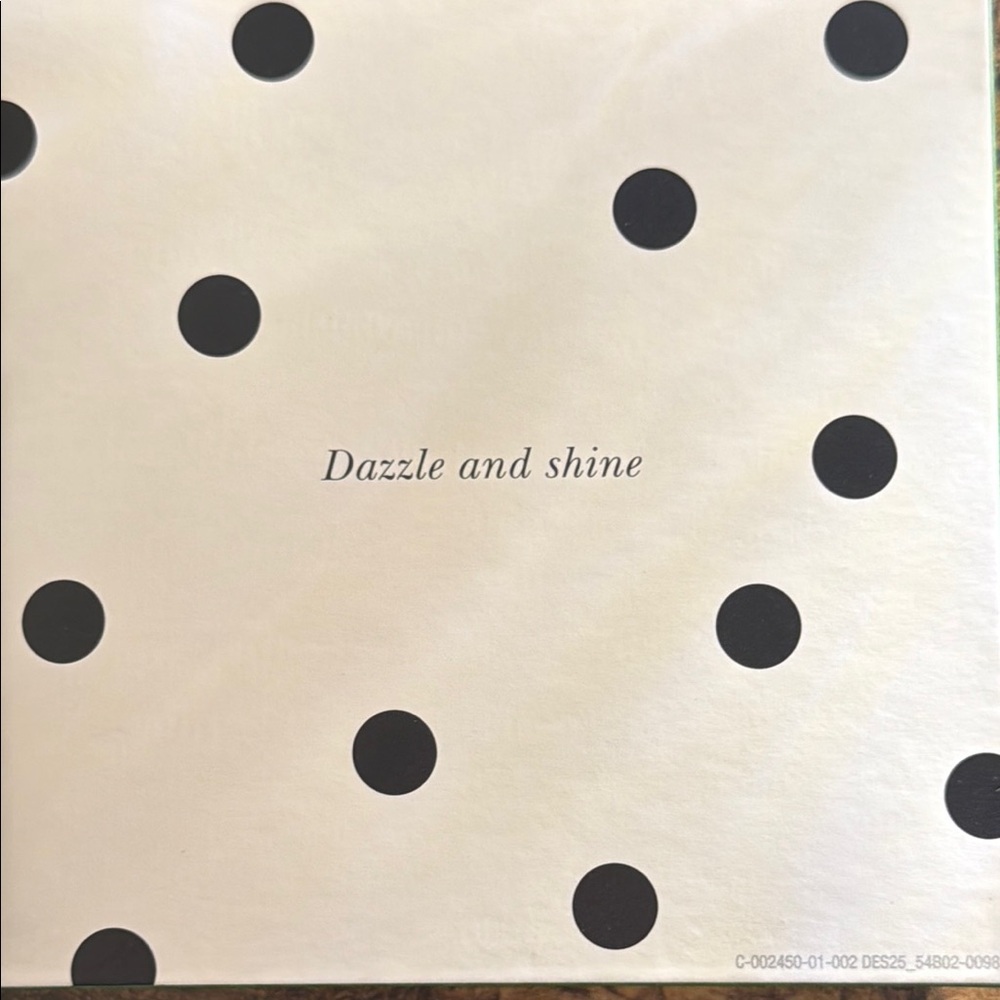 Kate Spade and Target Collaboration: Gold Heart Earrings. NIB - Picture 5 of 6